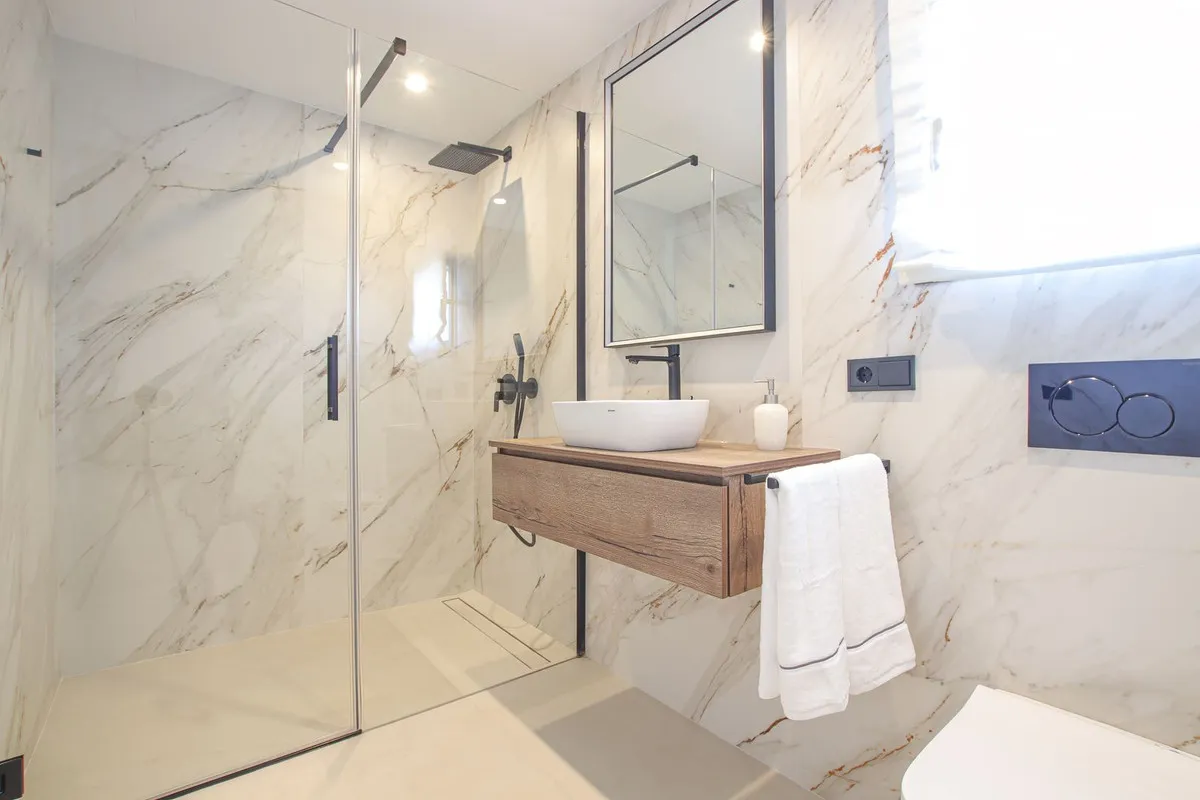 bcef86f5-4378-4d0c-ae70-5e863cf9c0d2