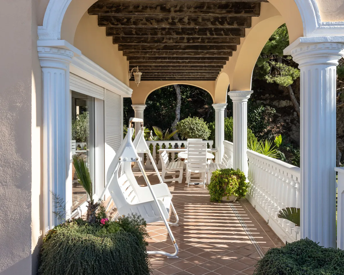 59587c3b-9d99-4afd-ac31-852e570f47e4