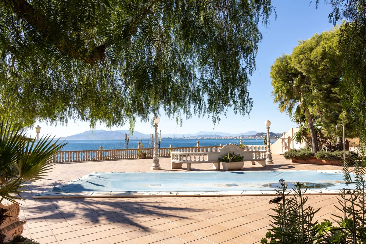 5d8ab969-a28d-40cf-9f8f-ddb9cfdcc768