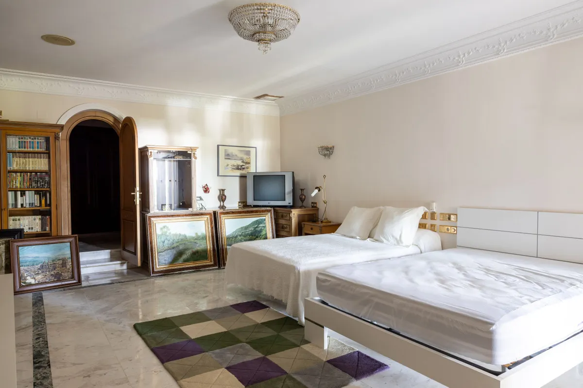 7edb5e8d-f347-4bc8-a75d-9569aee2ad99