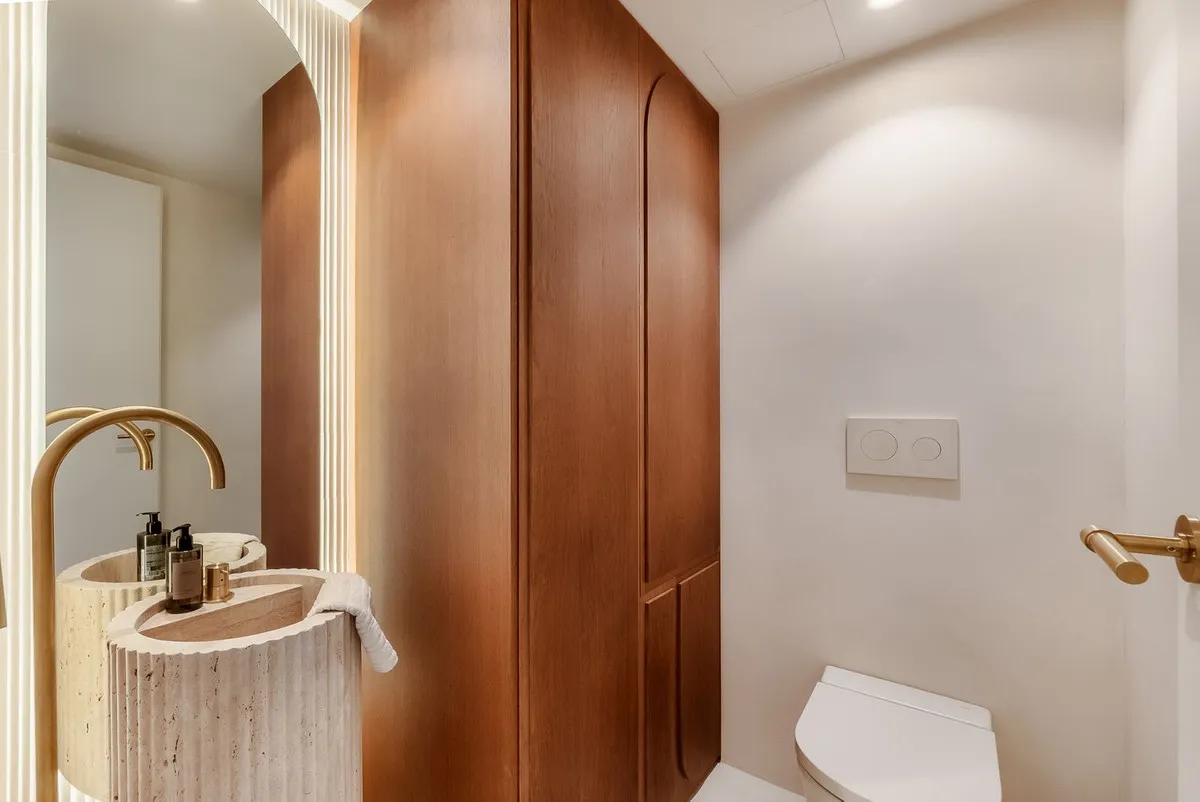 2af49275-d58b-4e24-97a6-e68e1fe6c176