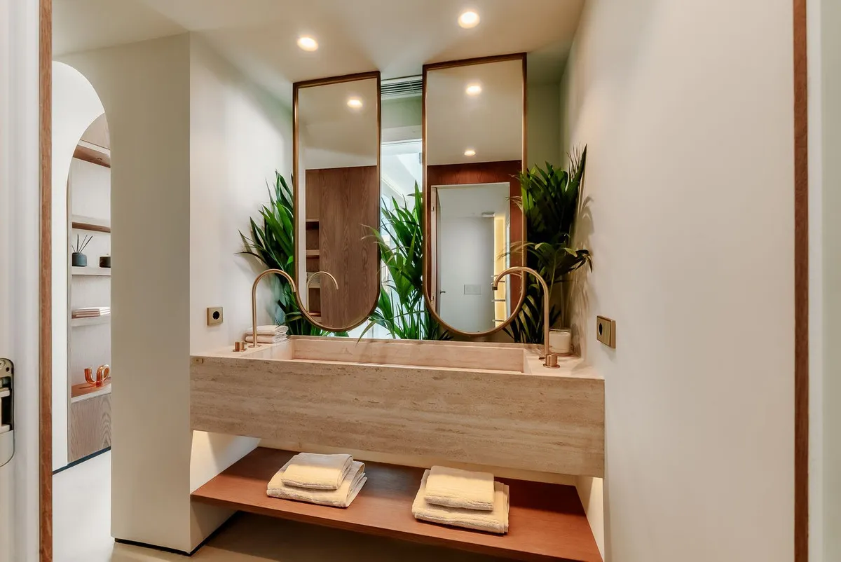 81e6d8de-a25e-47b2-9c89-c2d5d0a97501