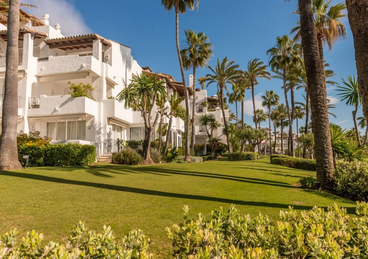 9ee6b18c-b667-43f8-8c9a-d1caf21b85c6