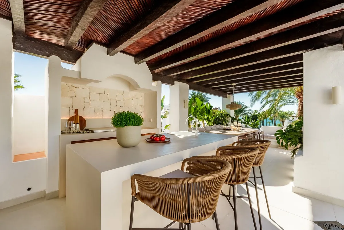 cf799971-d99e-4948-9c08-41f3db94611d