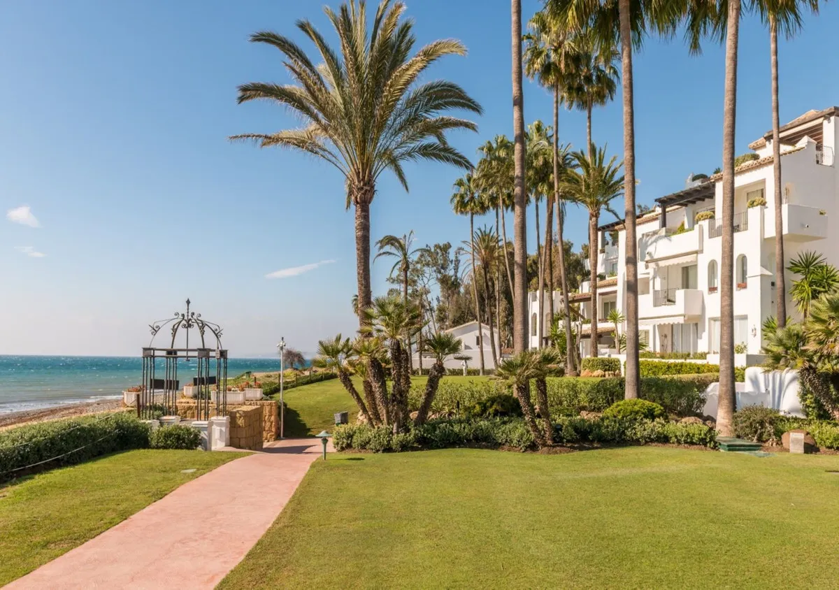 e7c81099-2e83-4c84-b06a-6cccb0f31fb1