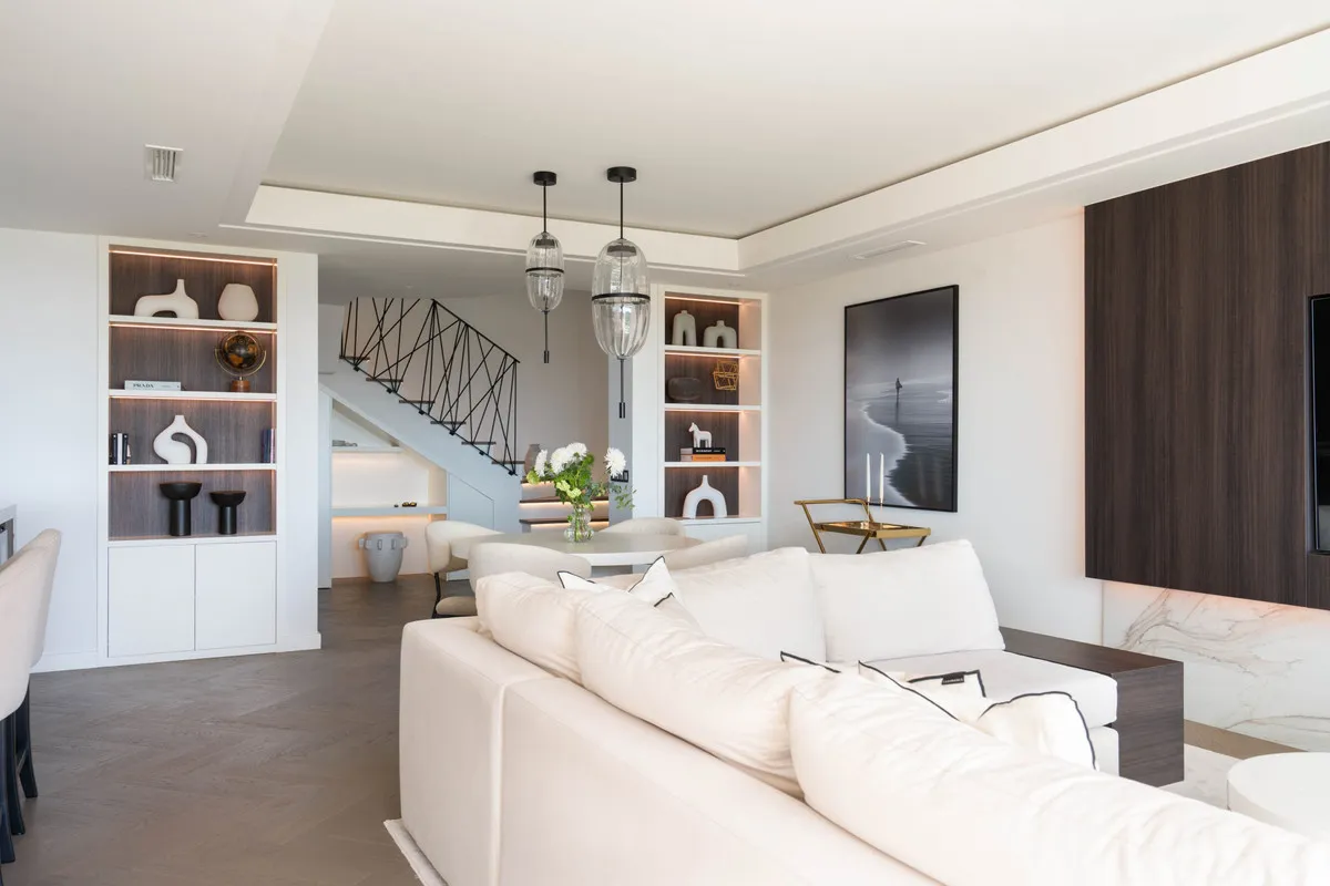 54fa5843-bfca-4908-bea8-12f95ac7a7e2