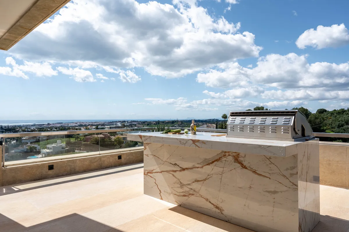 939060f0-6d35-49c7-b1c3-fd382b8060d6