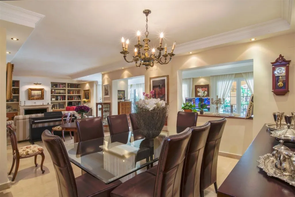 35617700-13f7-40f2-a53e-14f46c607a22