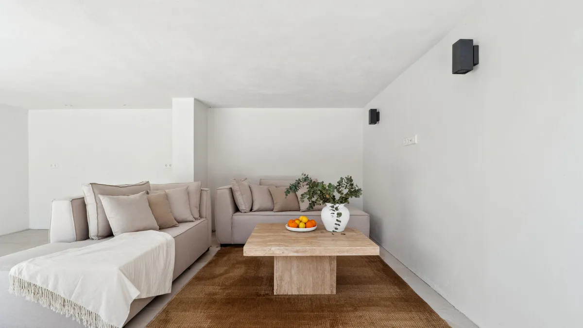 1e0235fe-5157-44e4-b571-d7faffbb0514