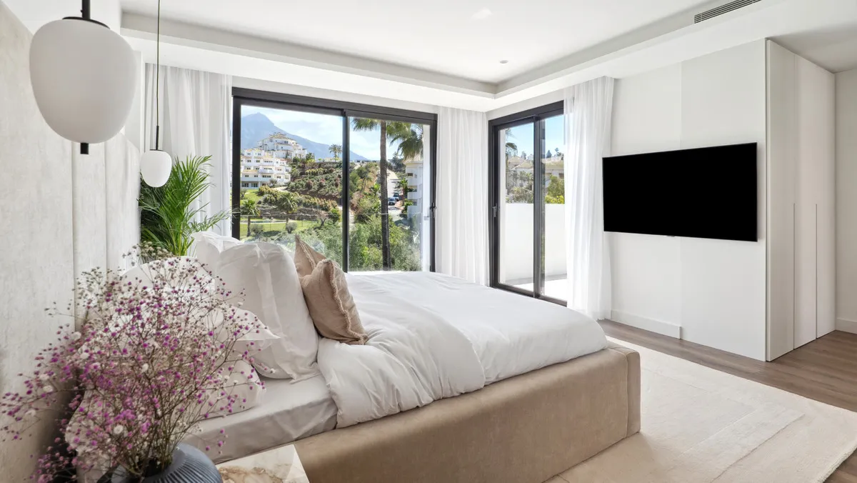 9c3e1257-dd3b-40b2-ab13-00f9f2fbb496