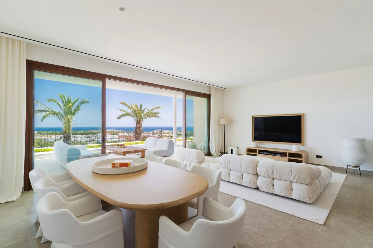 8421a4d7-db9c-4a79-86c0-c4c429061a7b