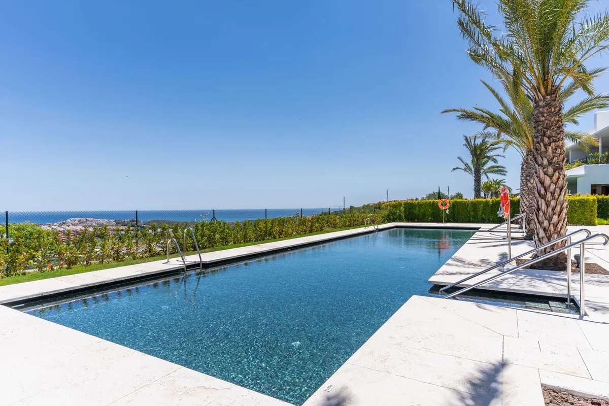 f404423f-8999-4e29-8809-b4482bf624e7