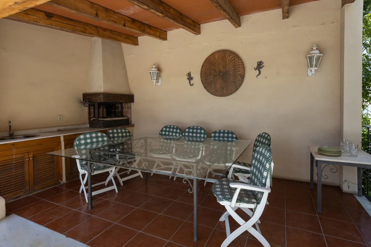 07e2b96f-5578-4cc1-a899-6ed13cd6b85e