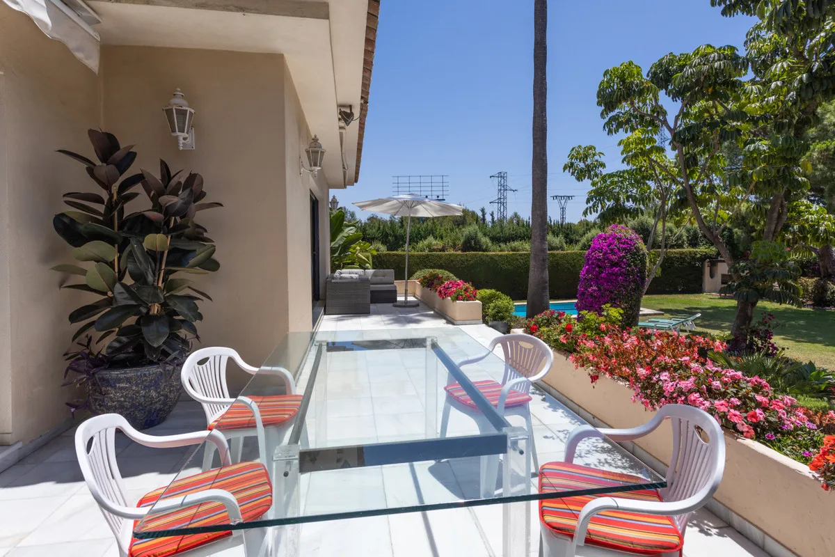 33b5ffe2-a5ab-40d6-9bf9-e0e6eac4b3ff