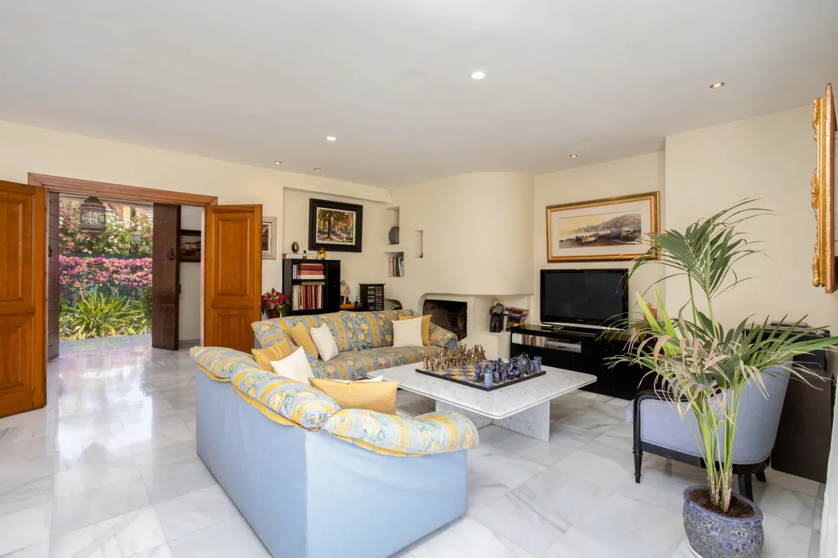 949376cd-ceeb-4a0d-86e7-fa0bbd1c977c