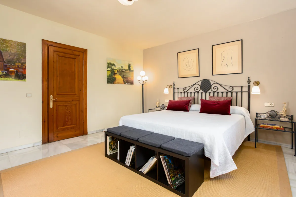 9ef7f9aa-9dae-4222-9323-ec2931f28bd0