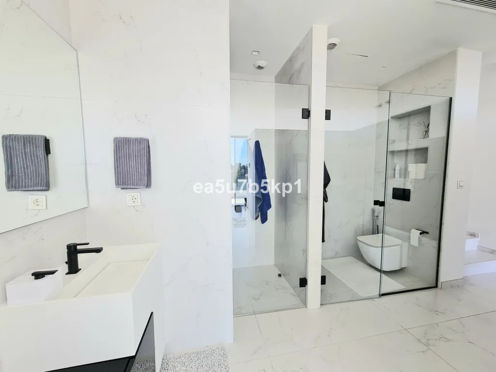 1706f93e-2b67-4d71-8d1d-eb4333ac930d