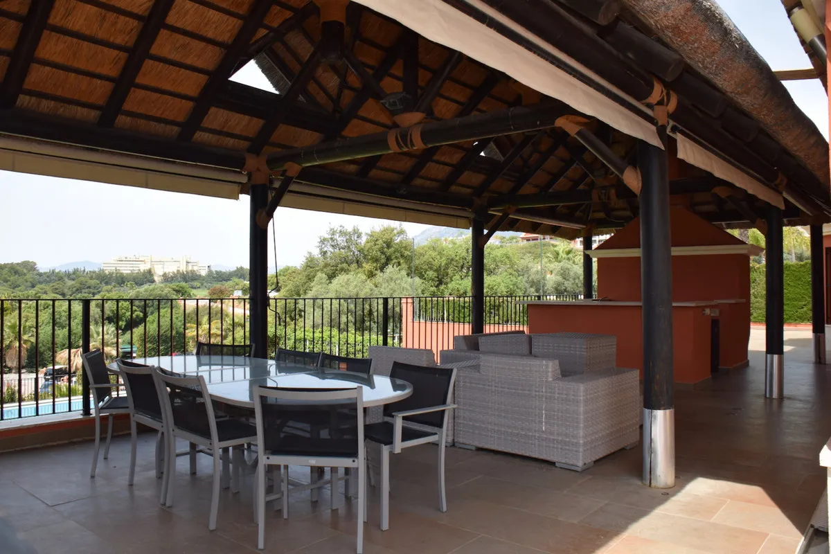 03846f25-7c1c-4898-9622-7b53ad03e9c1