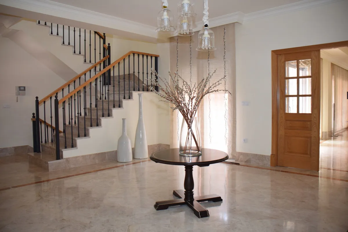 1b3385b4-66bb-4e83-a098-7ce209329b32