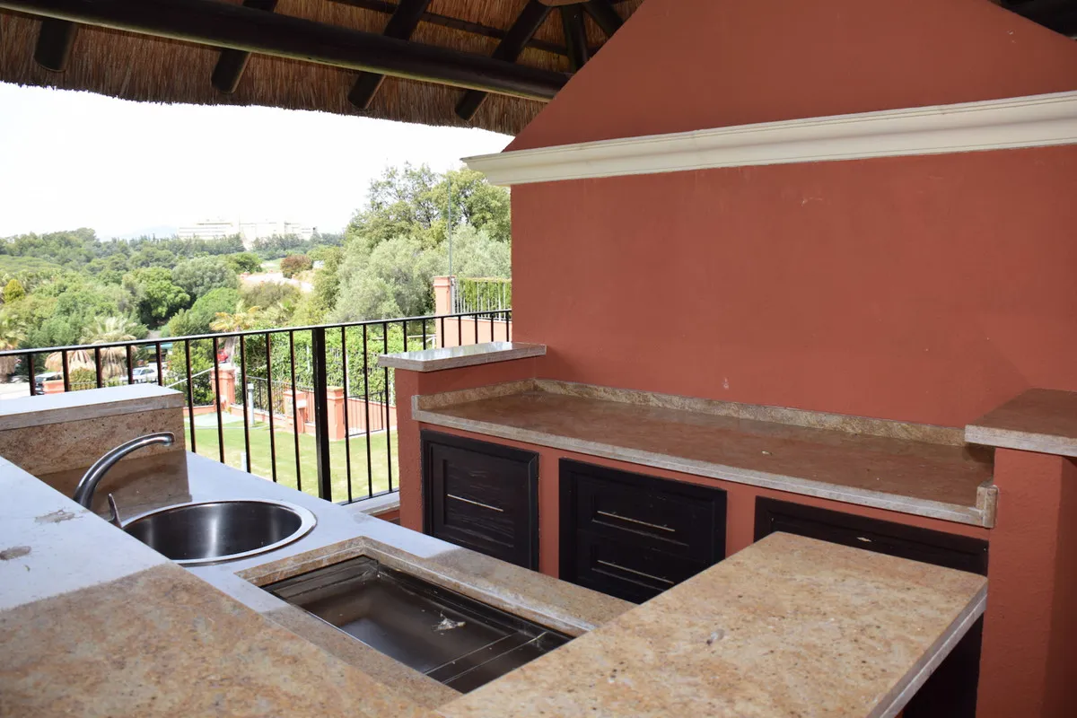 4c4681db-5e63-4285-8d6f-0467fe3b0a2e