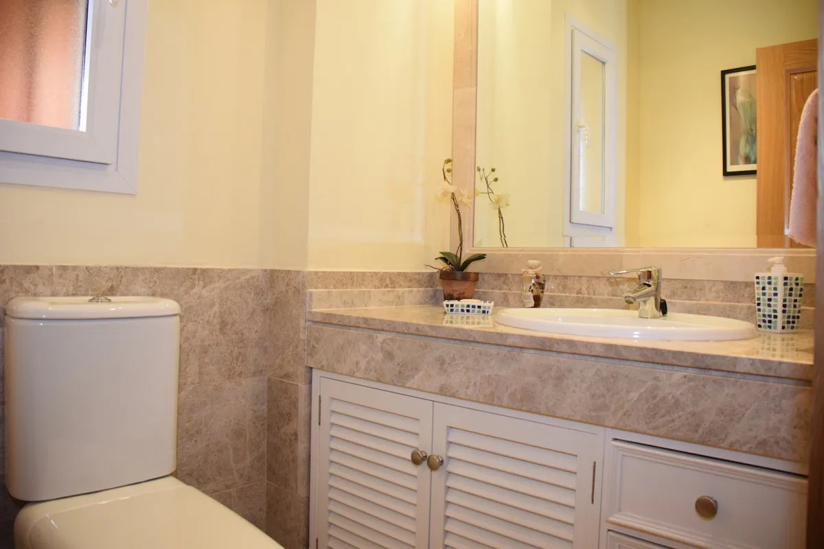 e5bca7c1-cc11-4f97-bad1-3cf20d5beeea