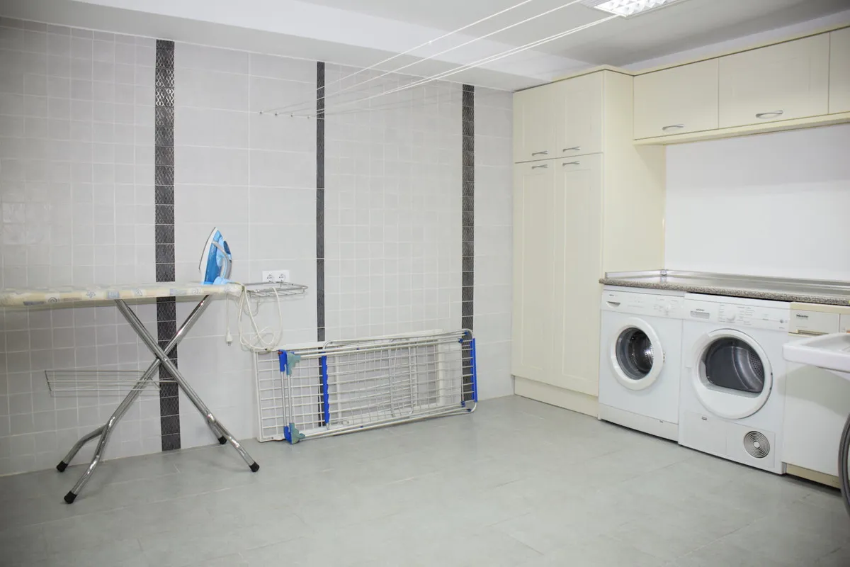 fbbfcc59-963d-43ab-85b0-bd52f136e2e6