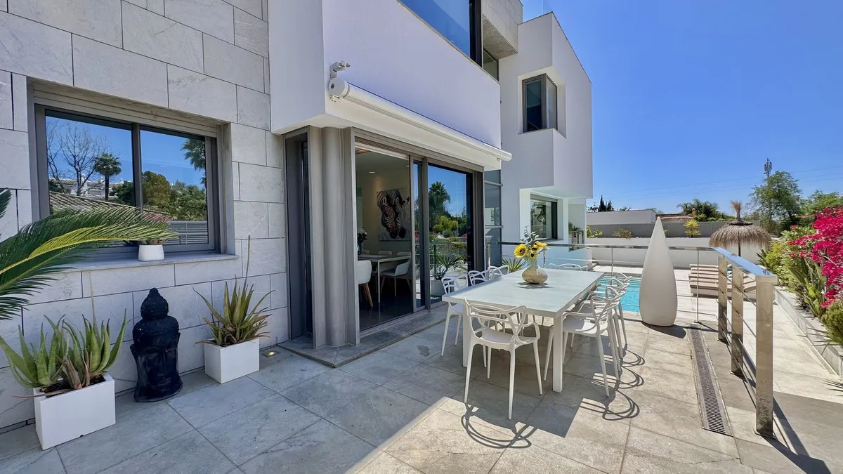 313d1277-ca92-4c0d-9d64-62b23a8fc8e7