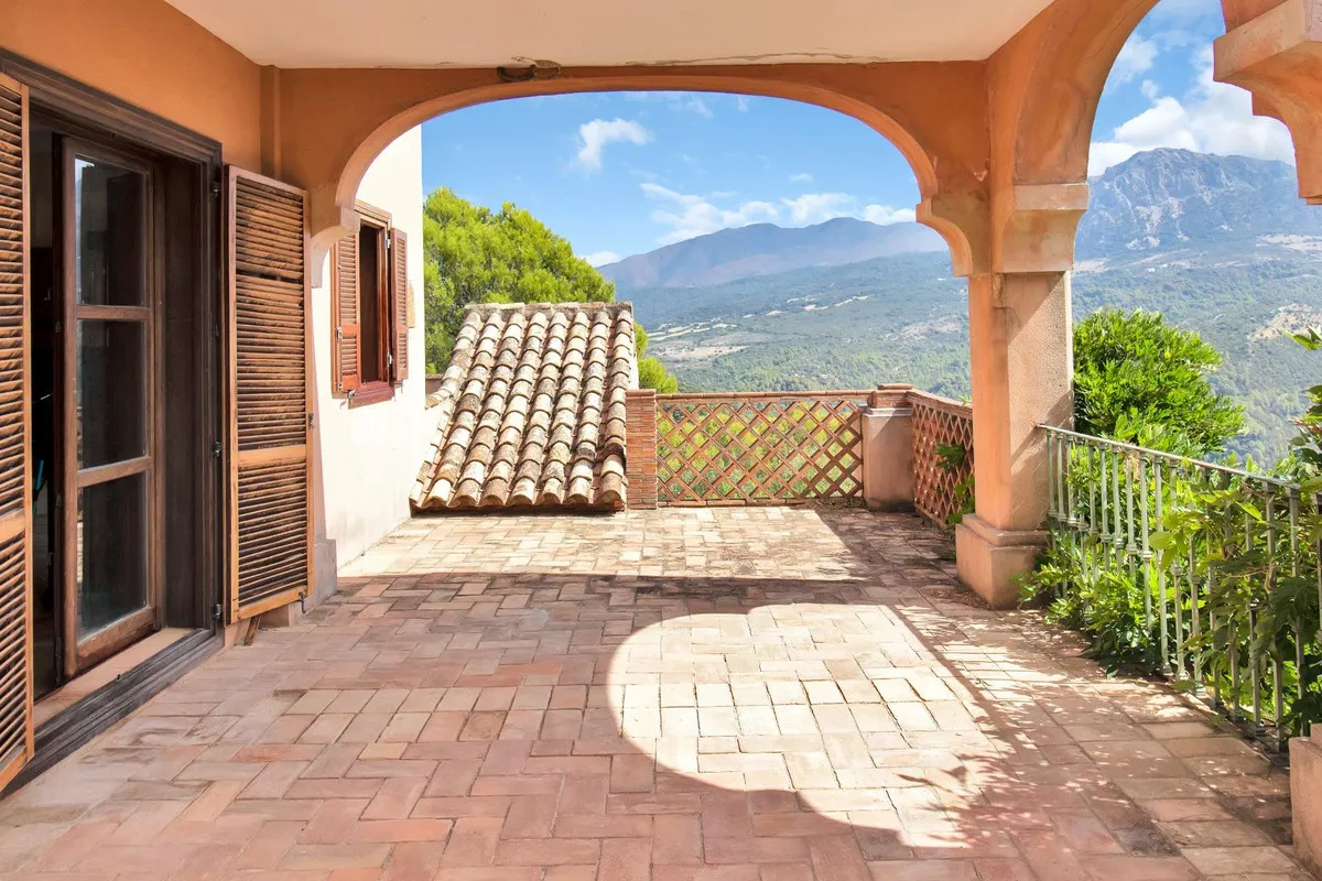 18daf04d-d11e-4a4f-97be-7767bd746936