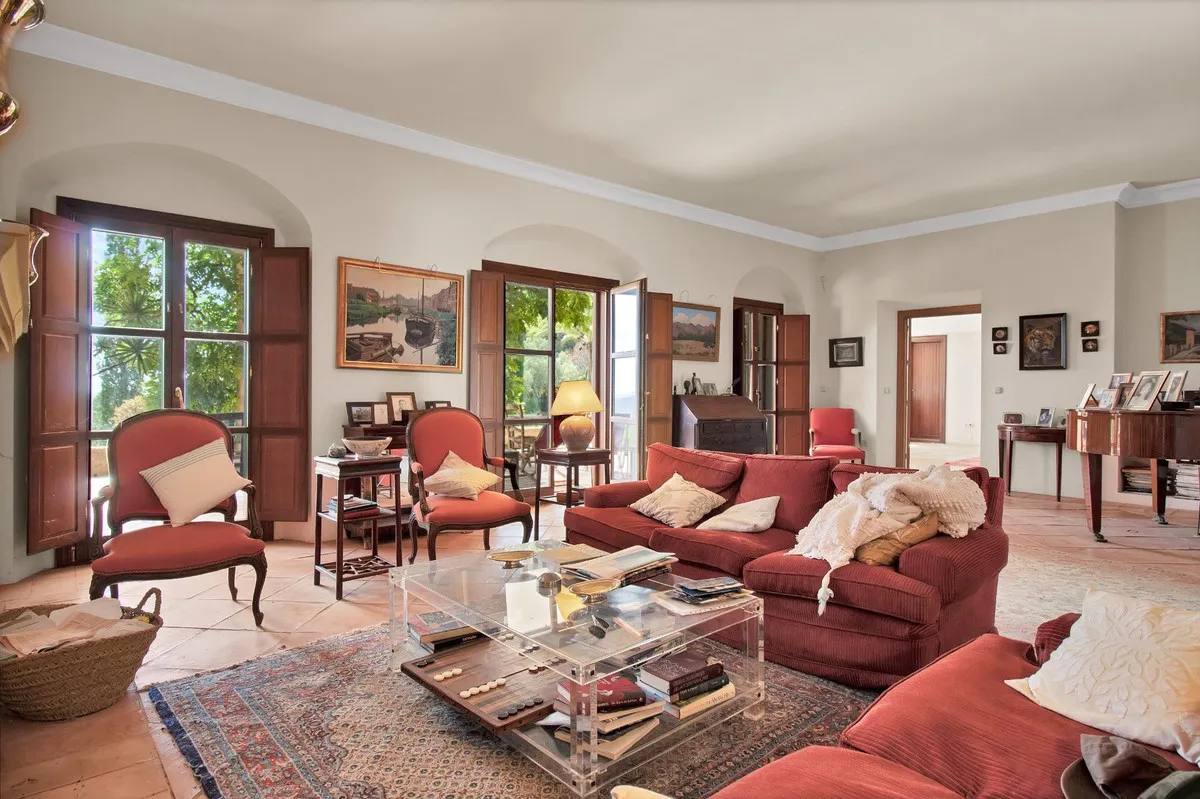 1dd3bda1-f9a5-4cd4-aee8-a8f4fdcacb07