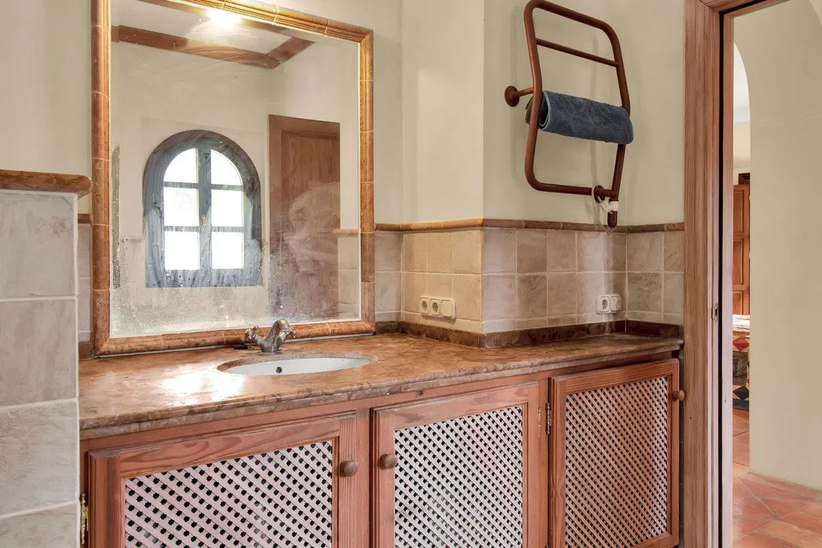 440c43e5-7580-491c-8134-781c22eef6e1