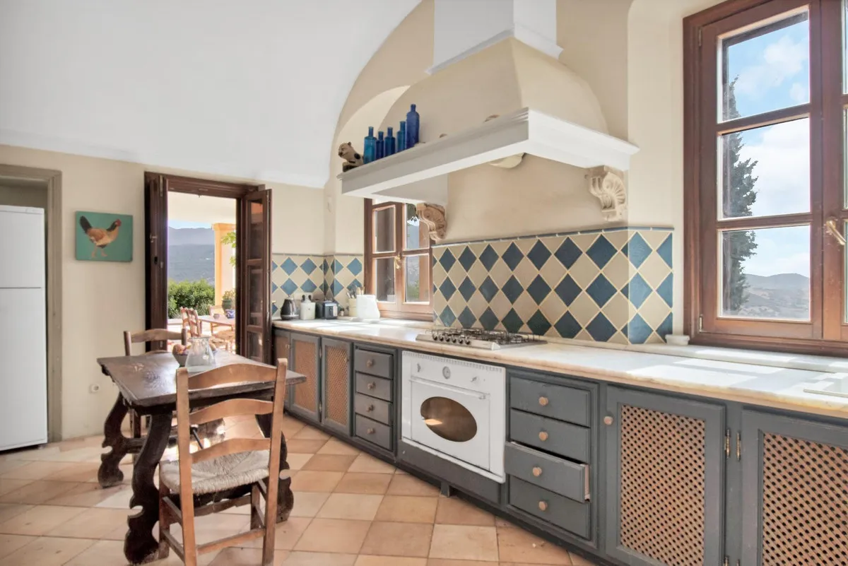 50063d55-2715-4671-979f-8611ae5b5bfe