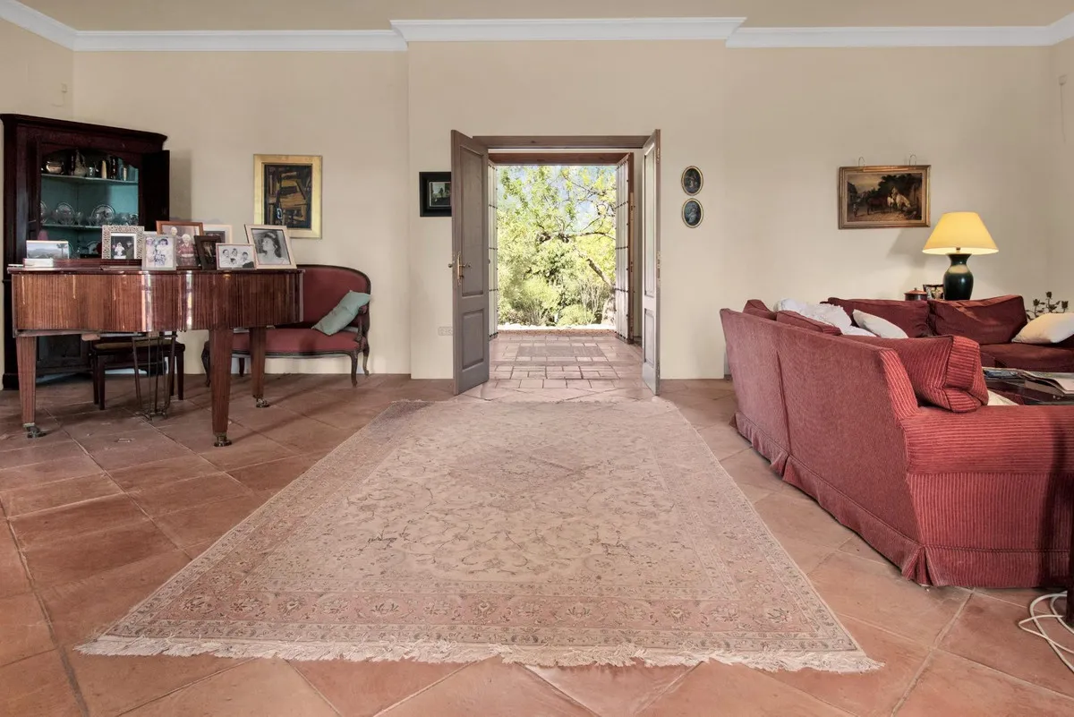 8ef27837-1314-4479-a095-ac2810066019