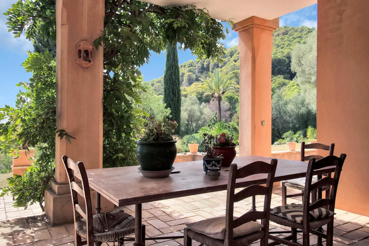 9dbfa1eb-73d0-4f0d-8ca9-1133776c4477