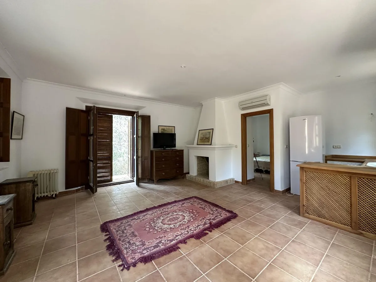 a8b5b105-24ac-4b28-ad0f-ecf5a061e7f6