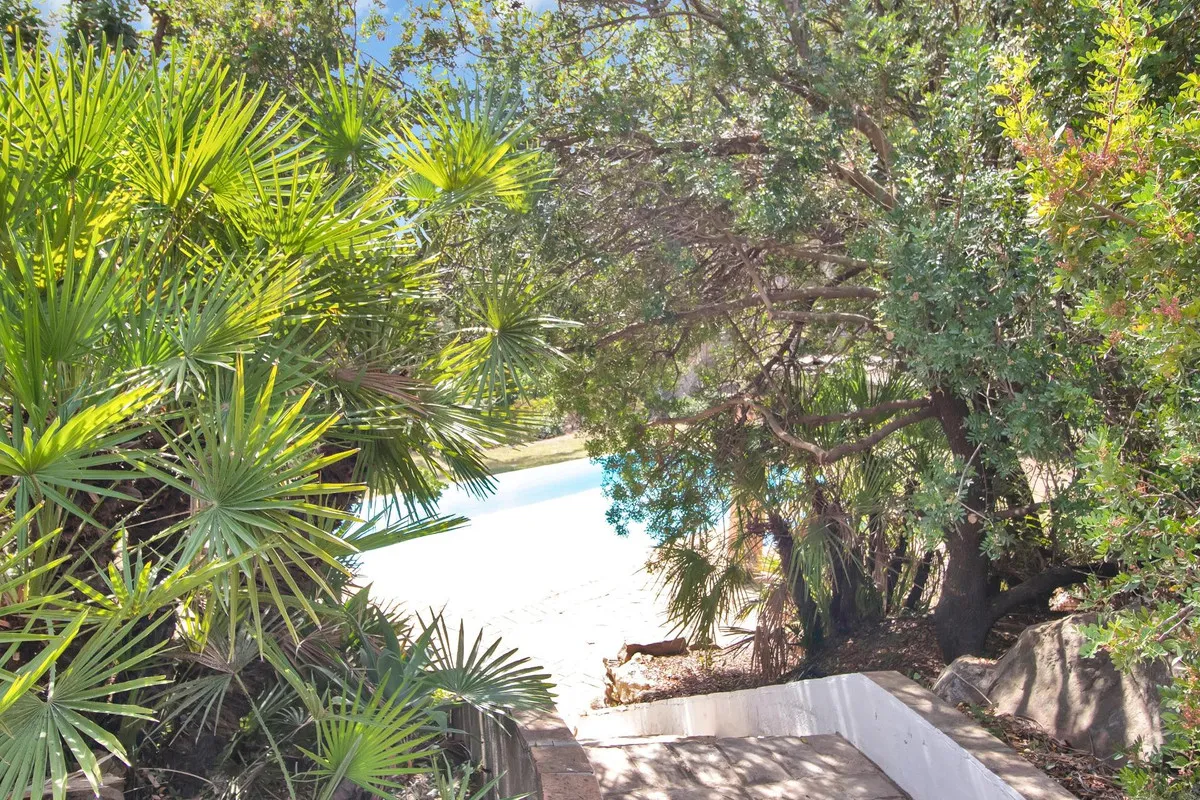 e4f9e217-bcf8-47e1-a804-48c9423a8f9a