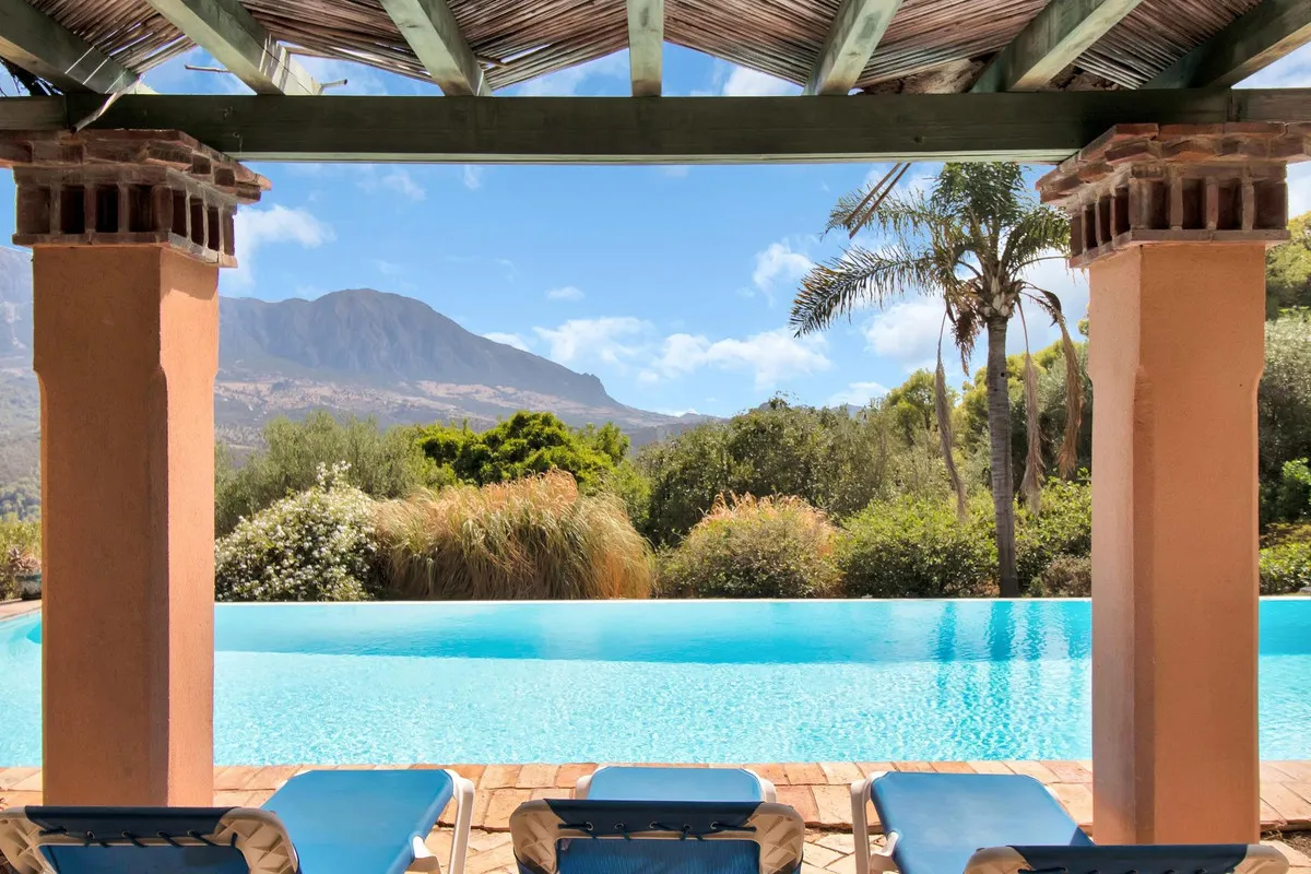 ec593215-c6c2-4332-b0c8-6d74098f3ec5