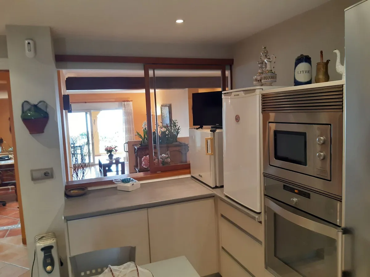 48596c7b-0c3d-4d67-9549-f1d79158edd5