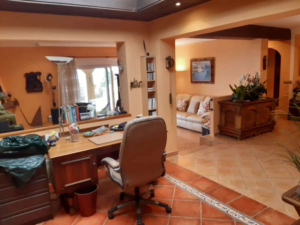 d45d565c-c908-406c-a274-c9001e7d09f8