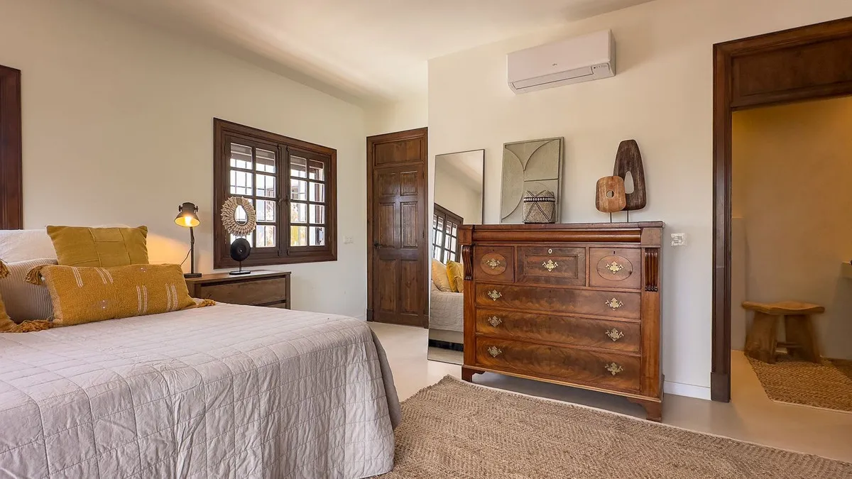 26f33c42-f6da-49e1-8e33-953ca054600a