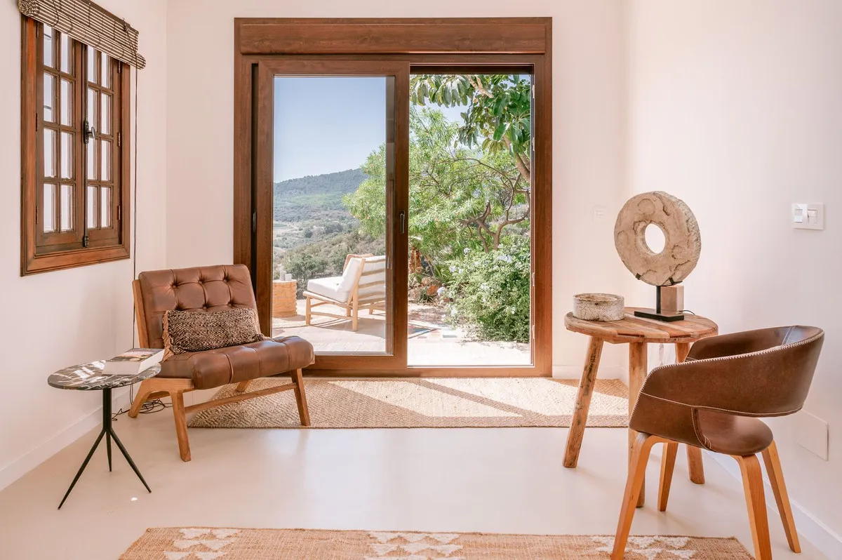 3b211da5-8f33-4581-b725-bd4973b3c7a8