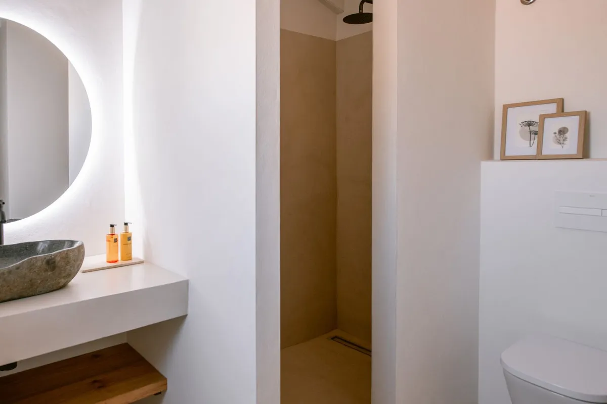 44052ffd-b59e-4534-a151-c095fc602ea9