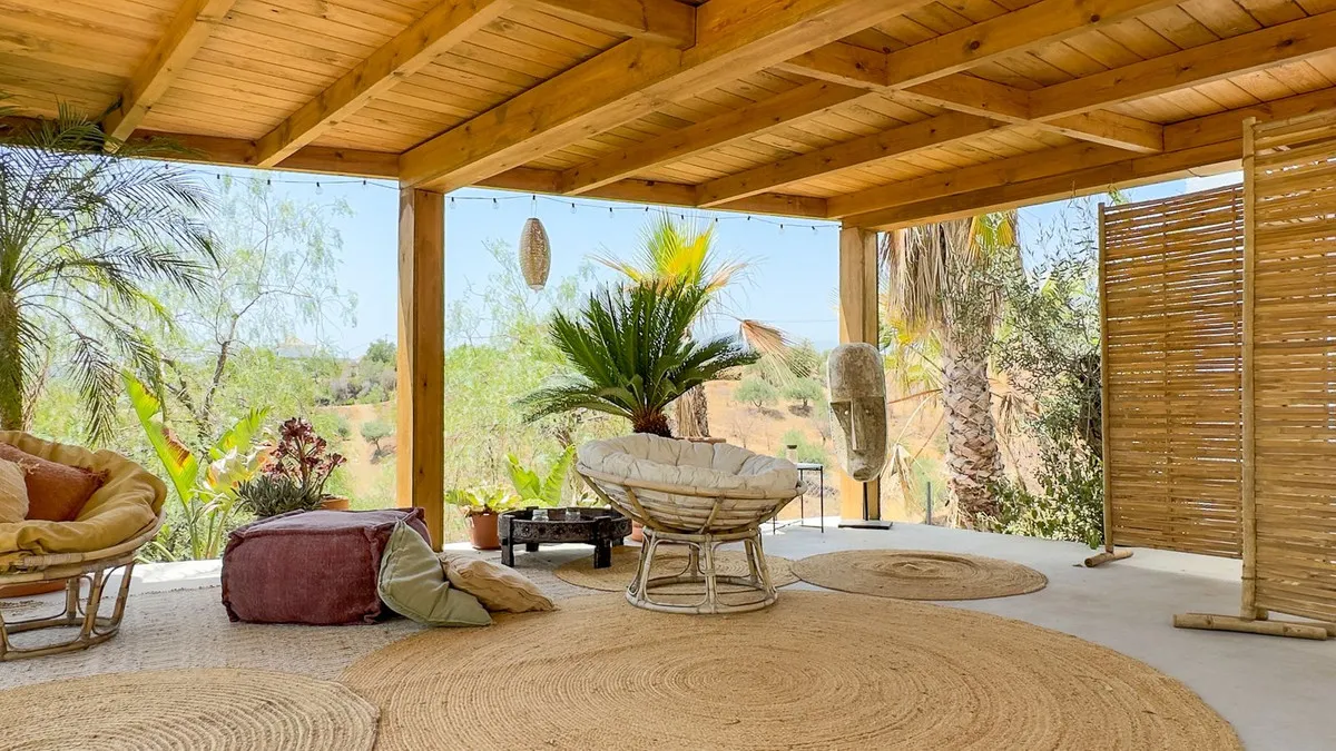 73902146-6000-48da-bb74-a196989073a1