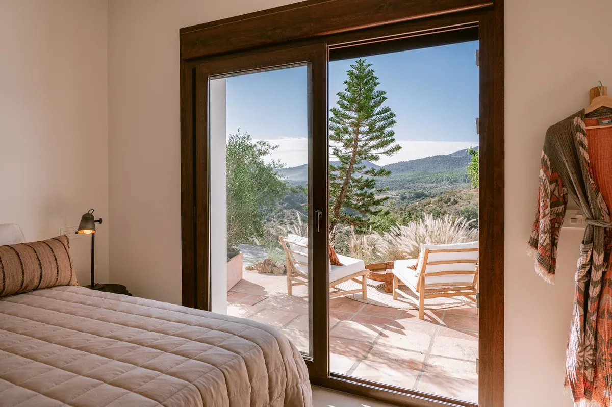 76610ac3-7ca6-4ce2-958c-81c64934163b