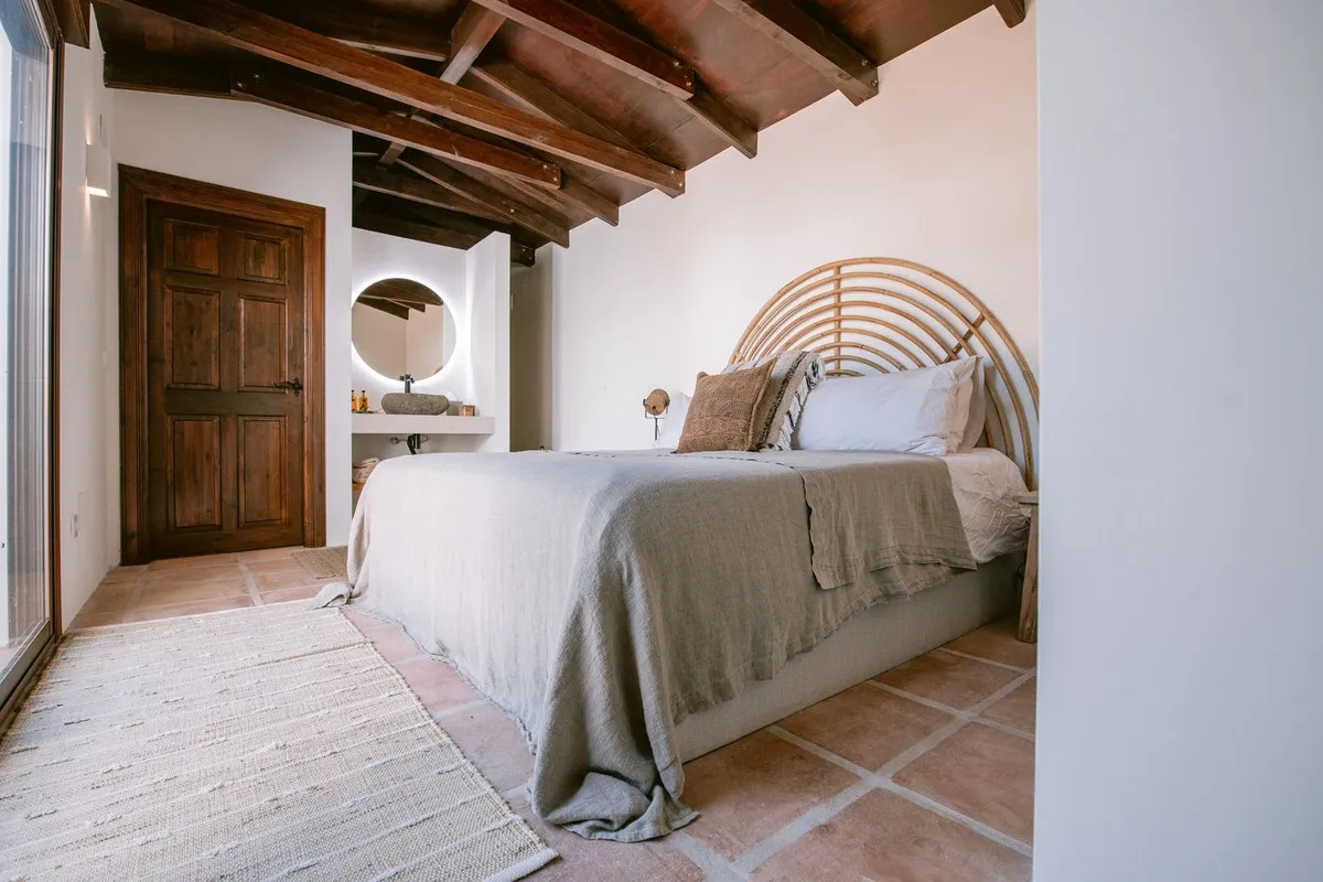 86b1b713-d753-49af-82a4-a0533843f34f