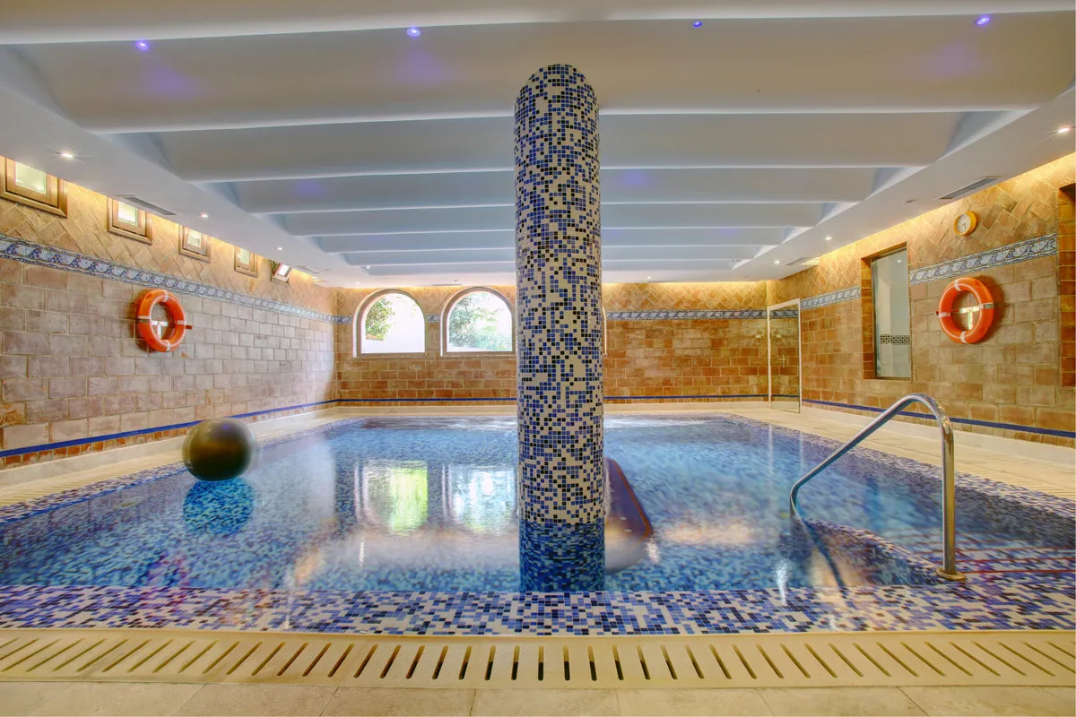 9690f14e-125e-4e5b-8d4a-028e3cad9366