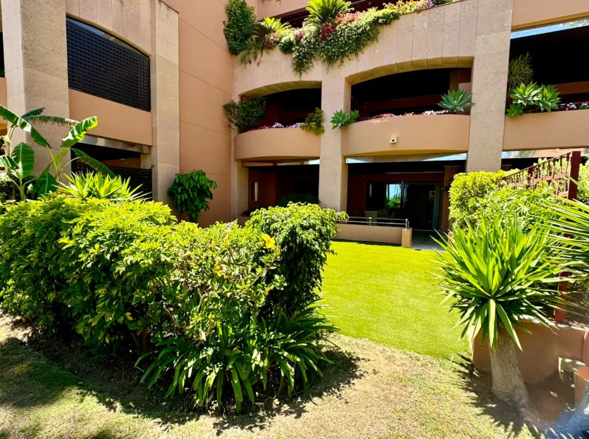 b84ee1b2-1210-4da2-8dcc-7072e0cc791f