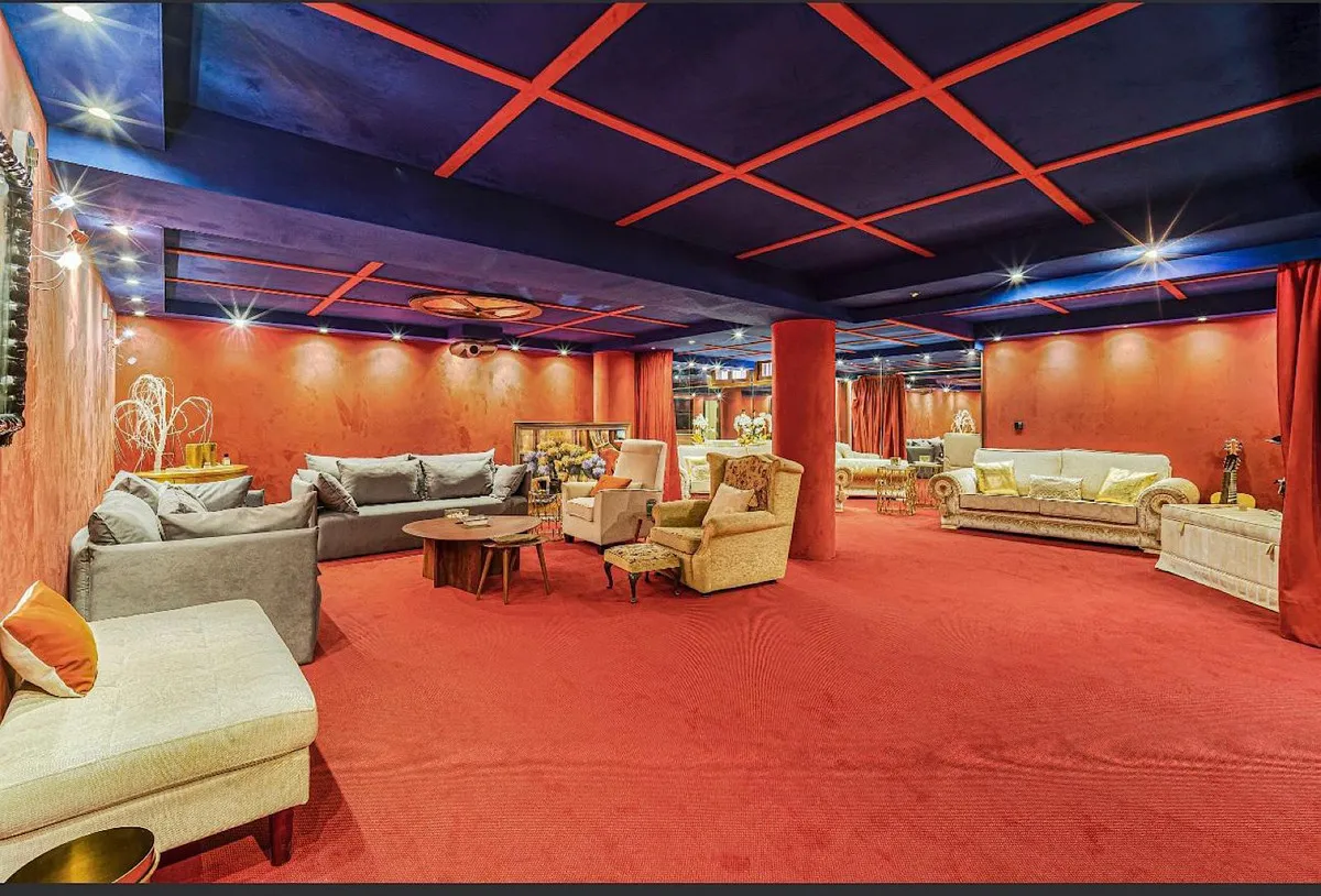 58abdc4e-ad46-42ba-ad2f-9e506a953b22