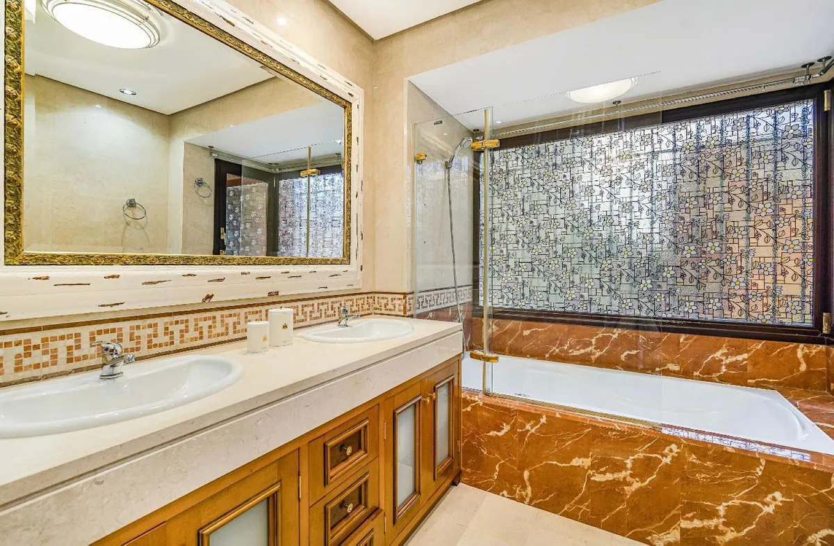 cdaec7c9-f51d-4419-b90d-2a398b470bf2