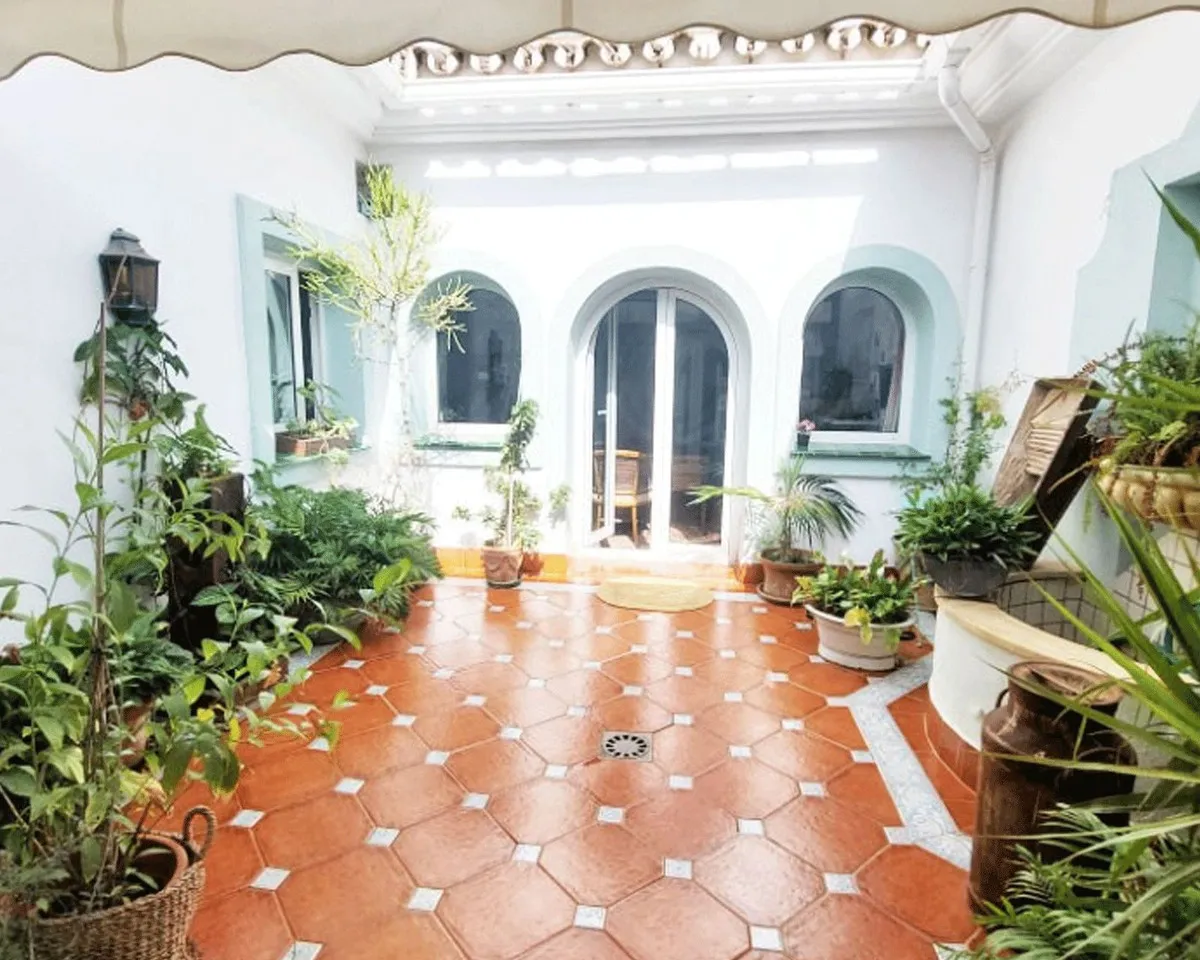 1f19b6f6-cdff-4b1b-a5c0-6a1c2d3252c8