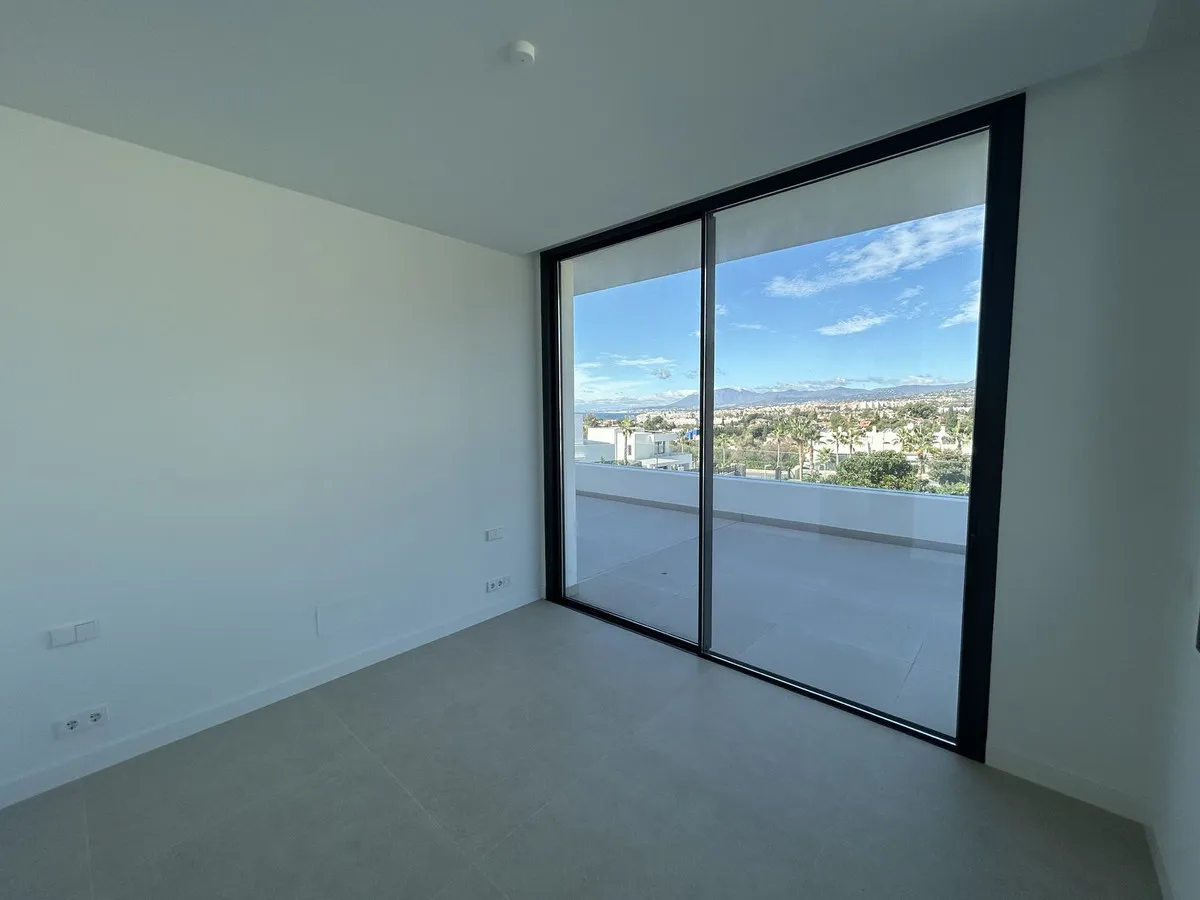 5452ea64-d3b7-4427-ae90-d41bb04fbc19